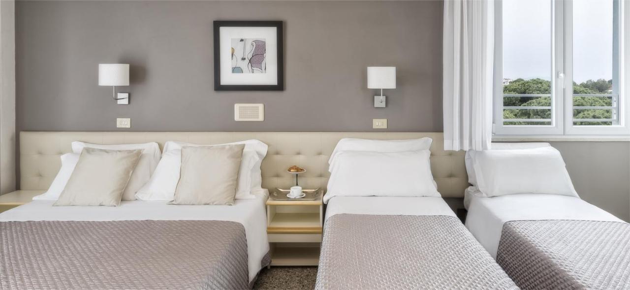Hotel Carignano Riccione Buitenkant foto